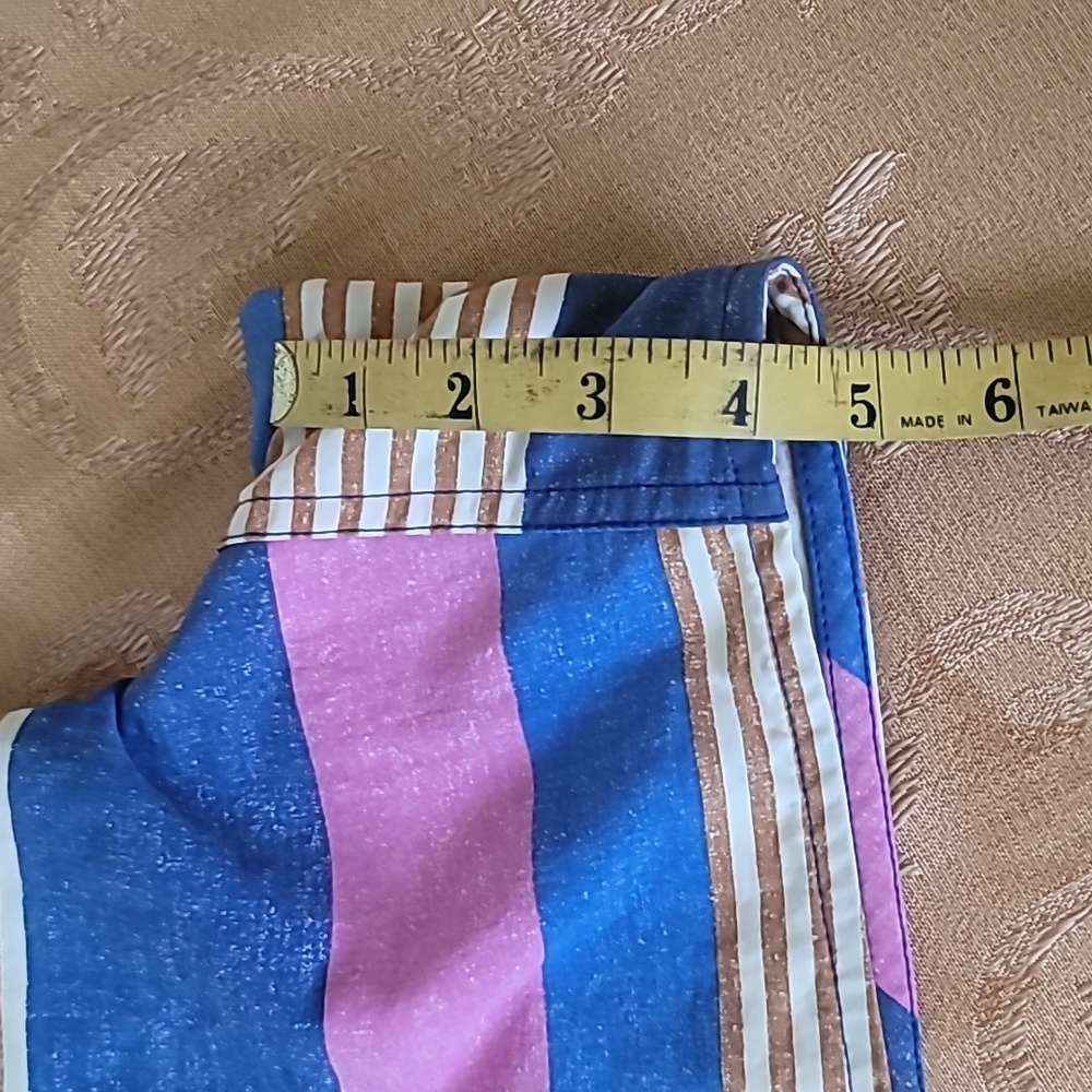 Women's Patagonia Wave Maker Board Surfing short Pink & Blue Stripe SZ 8 - Picture 12 of 15